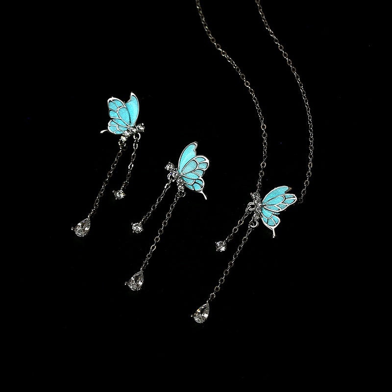 New Original Luminous Stainless Steel Dancing Butterfly Necklace