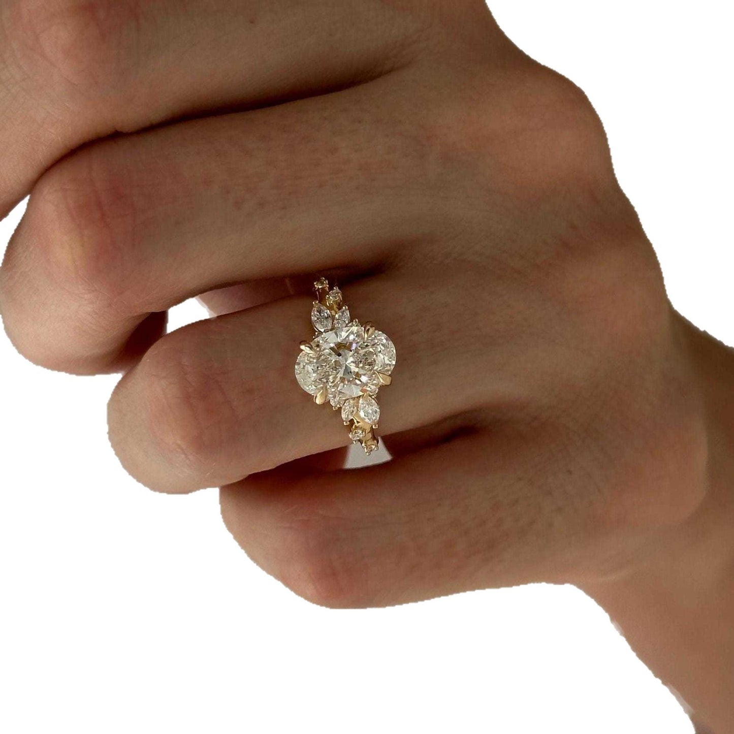 Womens Fashionable Casual Oval Diamond Ring