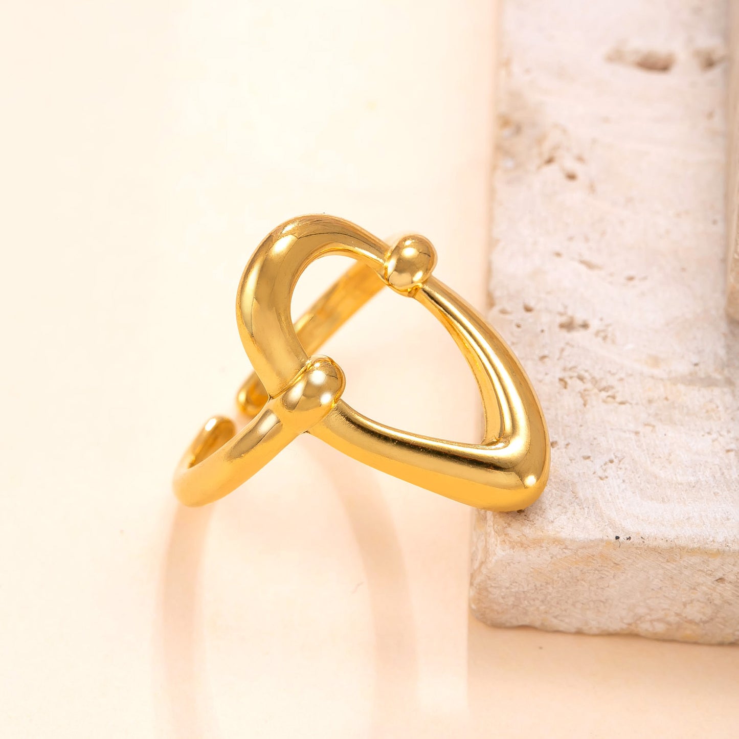 Casting Irregular O-Shape Ring For Women