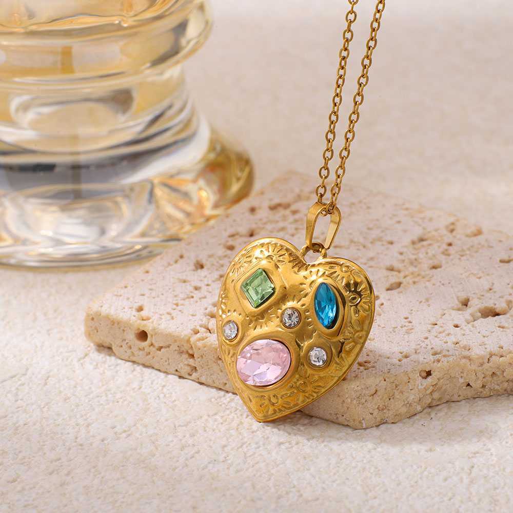 Stainless Steel Heart-shaped Square Pendant Necklace