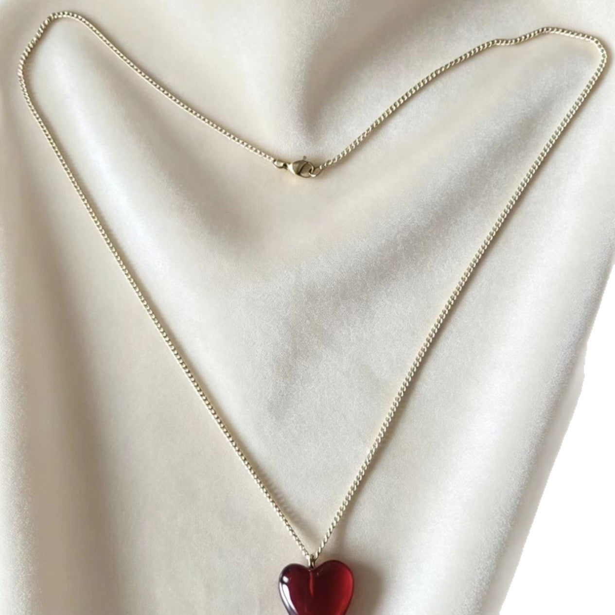 Creative Gothic Black And Red Heart With Dripping Blood Pendant Necklace