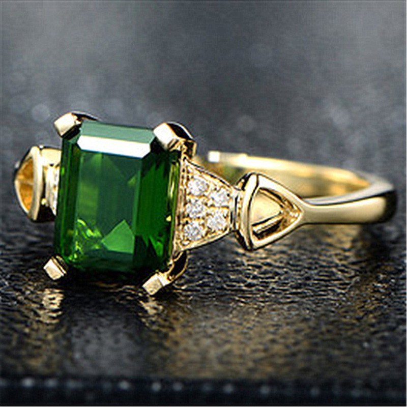 Womens Fashion Open-Style Ring With Natural Square Cut Diamond