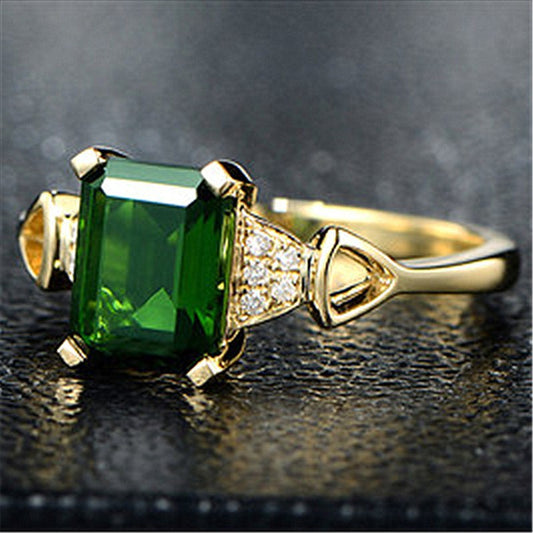 Womens Fashion Open-Style Ring With Natural Square Cut Diamond